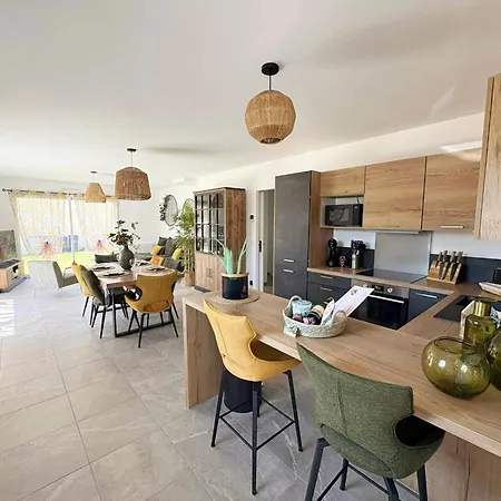 Vakantiehuis Les Rochers - Raffinement Boise & A 5 Min En Voiture - Serenite *