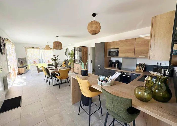 بيت للعطل Les Rochers - Raffinement Boise & A 5 Min En Voiture - Serenite *