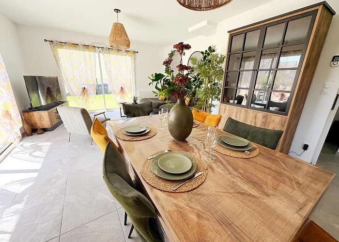 Les Rochers - Raffinement Boise & A 5 Min En Voiture - Serenite