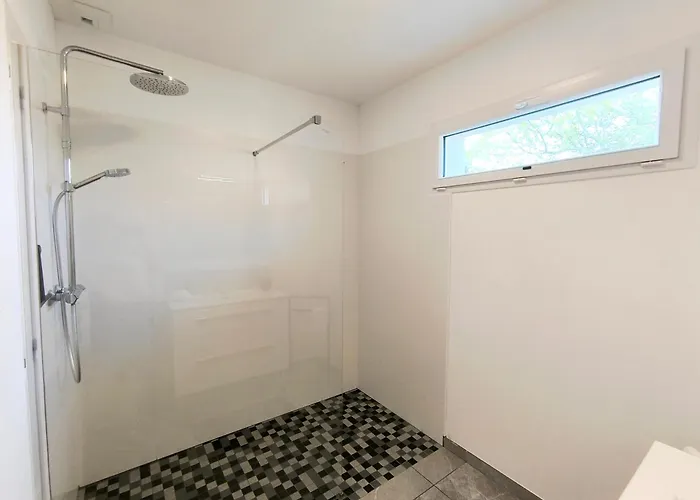 Les Rochers - Raffinement Boise & A 5 Min En Voiture - Serenite