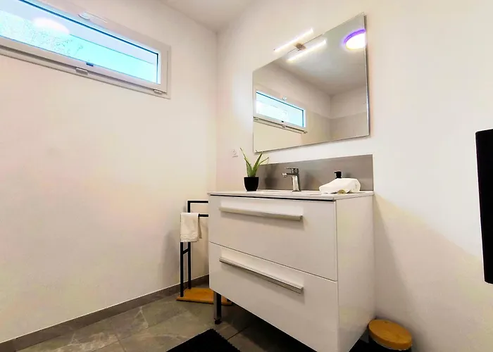 Les Rochers - Raffinement Boise & A 5 Min En Voiture - Serenite *